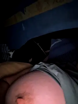 Snapshot of poussychats chatting on 09-29-25, 10:48 poussychats online show from 09-29-25, 10:48