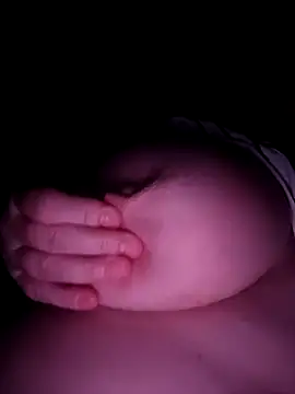 Snapshot of poussychats chatting on 01-28-25, 12:57 poussychats online show from 01-28-25, 12:57