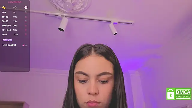 Snapshot of Aleejaa__ chatting on 10-17-25, 11:45 Aleejaa online show from 10-17-25, 11:45