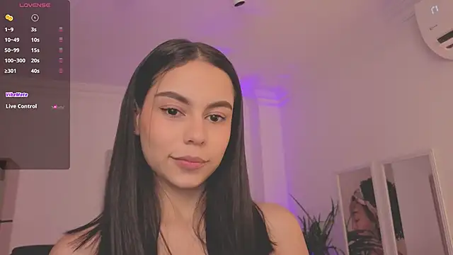 Snapshot of Aleejaa__ chatting on 09-23-25, 11:28 Aleejaa online show from 09-23-25, 11:28