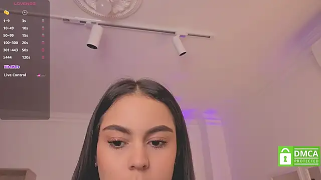 Snapshot of Aleejaa__ chatting on 10-11-25, 11:44 Aleejaa online show from 10-11-25, 11:44