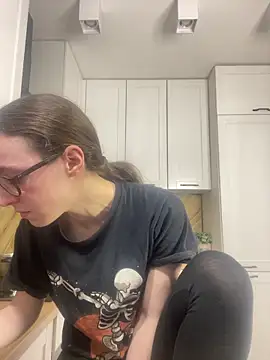 Snapshot of MartiniiSelenna chatting on 11-15-25, 07:01 MartiniiSelenna online show from 11-15-25, 07:01