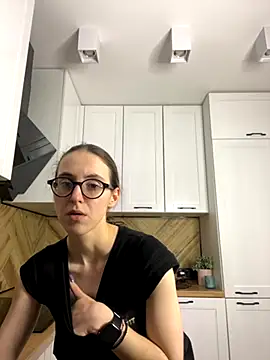 Snapshot of MartiniiSelenna chatting on 11-19-25, 06:24 MartiniiSelenna online show from 11-19-25, 06:24