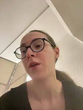 MartiniiSelenna online show from 02-28-26, 06:57