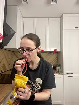 MartiniiSelenna online show from 03-20-26, 06:47