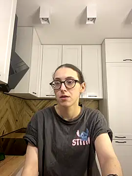 Snapshot of MartiniiSelenna chatting on 11-29-25, 06:35 MartiniiSelenna online show from 11-29-25, 06:35