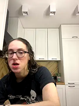 Snapshot of MartiniiSelenna chatting on 11-14-25, 06:50 MartiniiSelenna online show from 11-14-25, 06:50