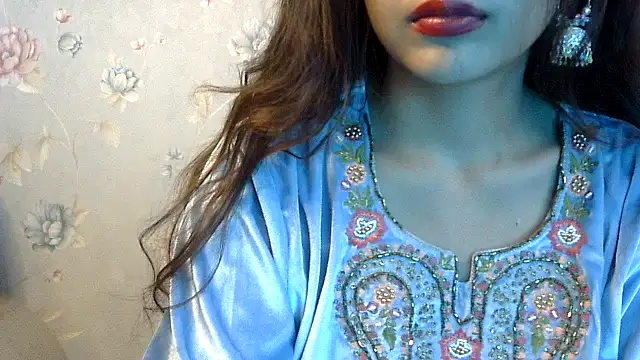 Snapshot of binisa_45 chatting on 12-07-24, 05:43 binisa 45 online show from 12-07-24, 05:43