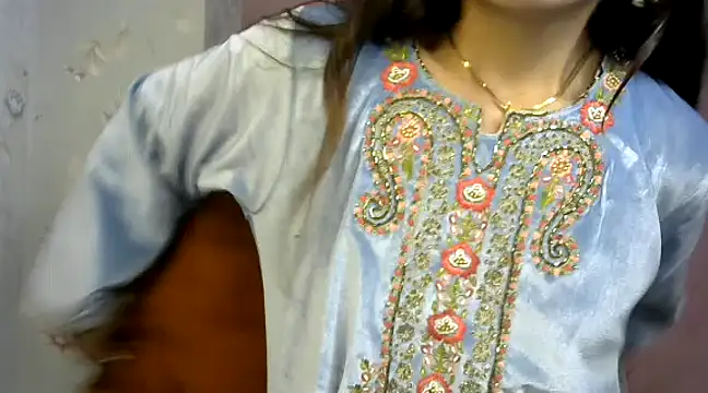 Snapshot of binisa_45 chatting on 01-04-25, 07:45 binisa 45 online show from 01-04-25, 07:45