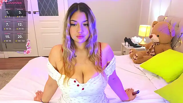 DaniellaMell online show from 04-09-26, 03:41