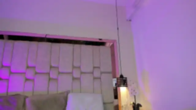 AngelineHeet online show from 04-12-26, 10:57