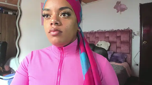 ladyrd1 online show from 01-11-26, 07:43