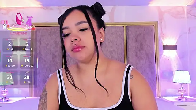 MarianaGarciaa   online show from 10-11-25, 12:06