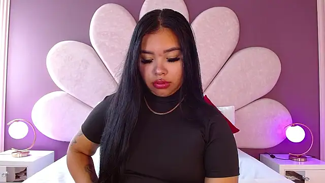 Snapshot of MarianaGarciaa__ chatting on 05-08-26, 07:17 MarianaGarciaa online show from 05-08-26, 07:17