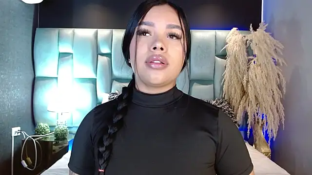 Snapshot of MarianaGarciaa__ chatting on 07-28-26, 07:15 MarianaGarciaa online show from 07-28-26, 07:15
