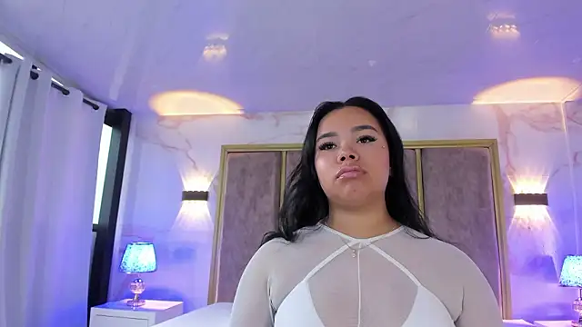 MarianaGarciaa   online show from 03-06-26, 06:58