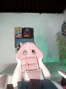 Snapshot of lovely_kitt chatting on 02-27-26, 02:56 lovely kitt online show from 02-27-26, 02:56