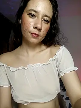 lovely kitt online show from 10-29-25, 01:26