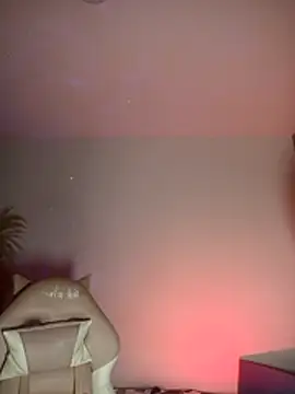 lovely kitt online show from 10-26-25, 03:07