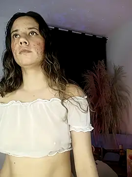 lovely kitt online show from 10-07-25, 12:11
