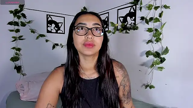 melanieecox online show from 09-26-25, 08:10