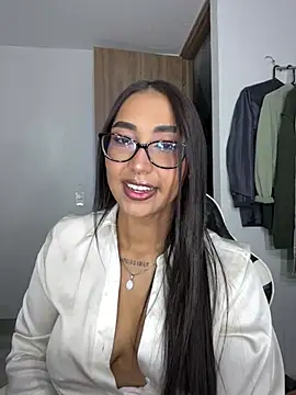 melanieecox online show from 07-25-26, 12:29