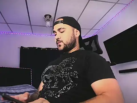 Sebas-hott online show from 02-14-26, 11:38