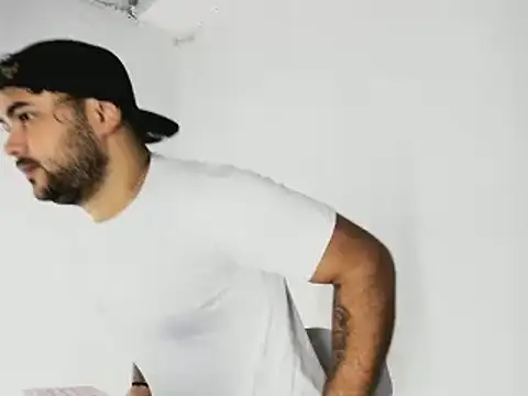 Sebas-hott online show from 10-22-25, 10:41