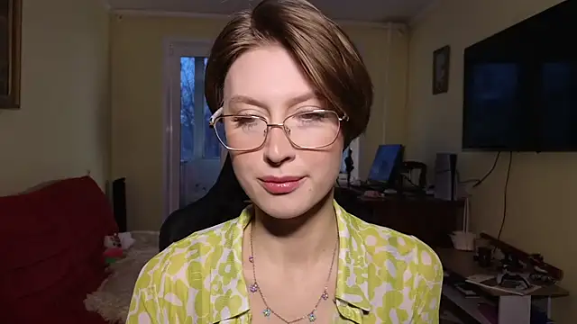 MalvinaBlum online show from 11-19-25, 02:11