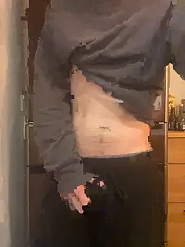 saku chan live online show from 11-28-25, 05:02