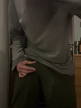 saku chan live online show from 03-17-25, 04:22