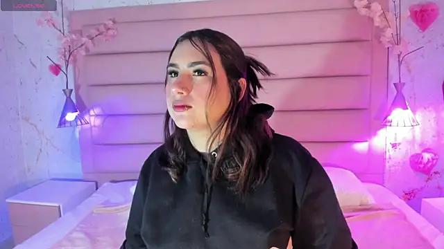 sabrinamilani online show from 04-17-26, 04:48