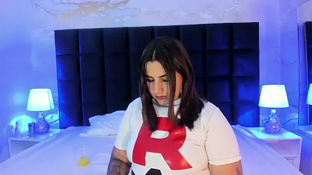 sabrinamilani online show from 02-06-26, 07:43