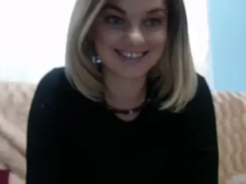 Snapshot of YourSweetJam chatting on 09-24-25, 04:02 YourSweetJam online show from 09-24-25, 04:02