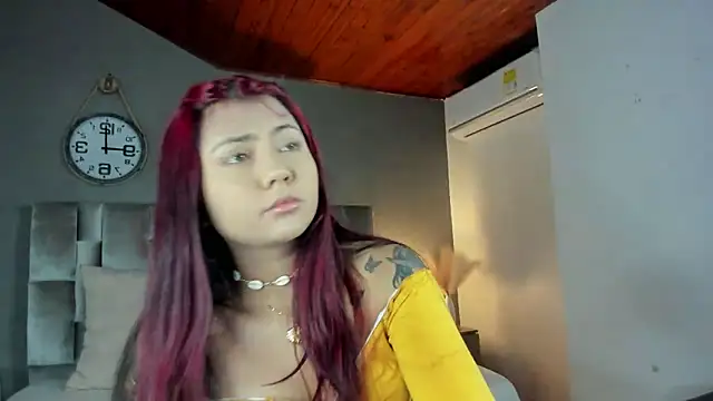Snapshot of alaia-rogers chatting on 03-12-25, 11:43 alaia-rogers online show from 03-12-25, 11:43