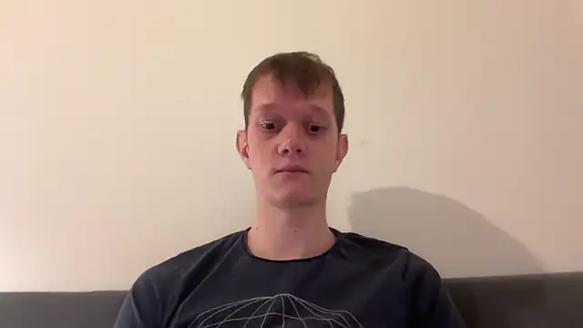 Snapshot of Cube933 chatting on 10-04-25, 10:11 Cube933 online show from 10-04-25, 10:11