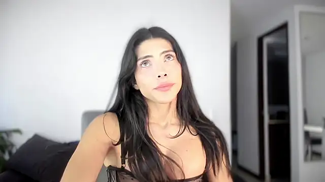 angelturned001 online show from 11-21-25, 10:42