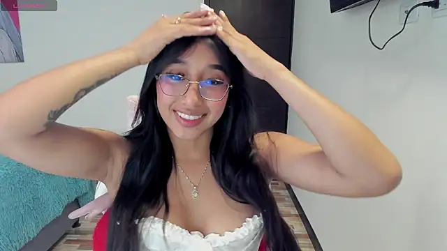 Snapshot of isa_bellaa0 chatting on 03-07-25, 01:09 isa bellaa0 online show from 03-07-25, 01:09