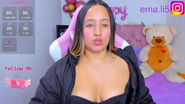 Snapshot of ema_tayy chatting on 10-21-25, 07:24 ema tayy online show from 10-21-25, 07:24