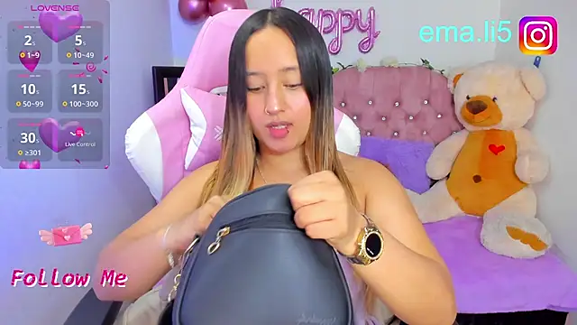 Snapshot of ema_tayy chatting on 10-03-25, 11:34 ema tayy online show from 10-03-25, 11:34