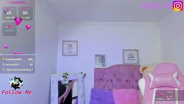 Snapshot of ema_tayy chatting on 02-13-25, 07:35 ema tayy online show from 02-13-25, 07:35