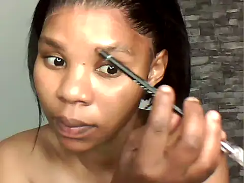 MAZINGDIVA1994 online show from 03-18-26, 08:32