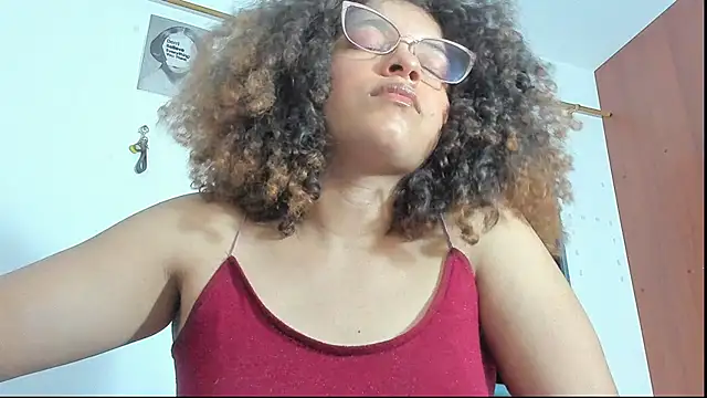 Ada gales  online show from 11-20-25, 04:13