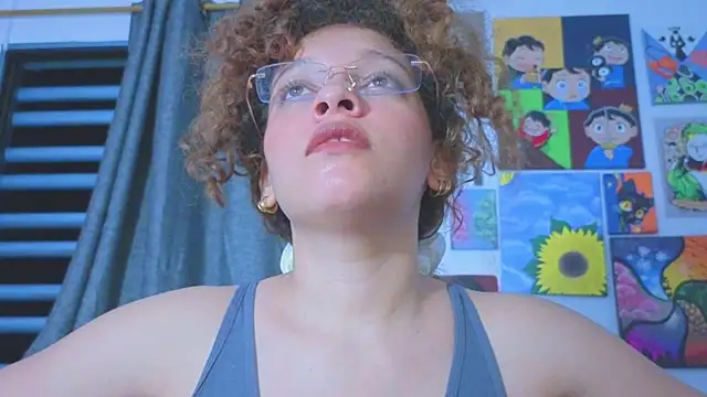 Snapshot of Ada_gales_ chatting on 07-15-26, 02:29 Ada gales online show from 07-15-26, 02:29