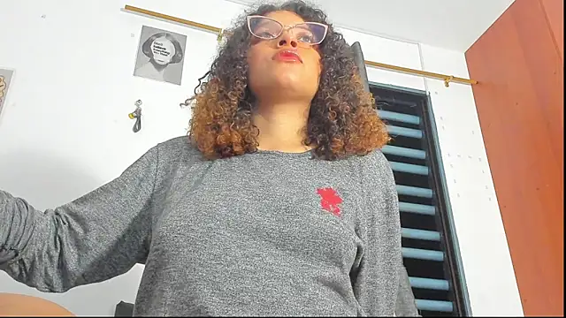 Ada gales  online show from 11-05-25, 04:26