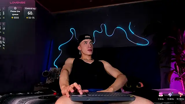 Snapshot of Angel_Snowhotxxx chatting on 07-19-26, 02:53 Angel Snowhotxxx online show from 07-19-26, 02:53