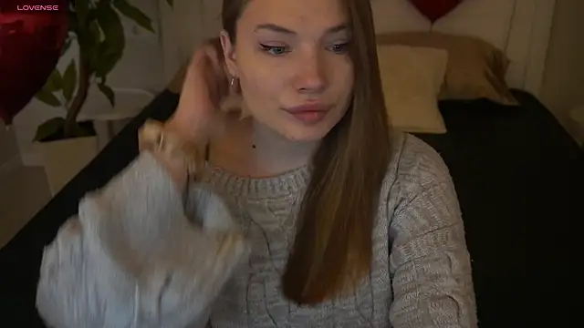 IceDanielles online show from 02-12-26, 01:44