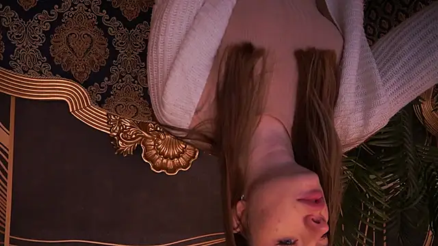 IceDanielles online show from 11-25-25, 01:33