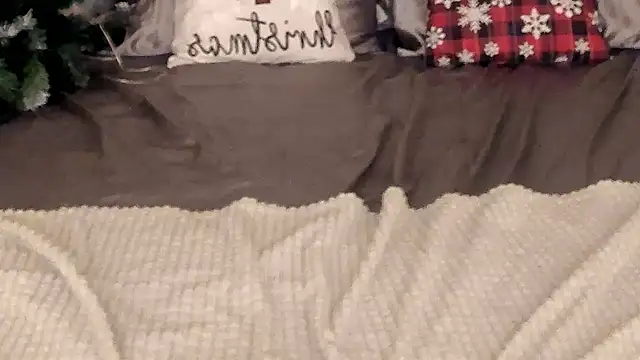 IceDanielles online show from 01-12-26, 01:40