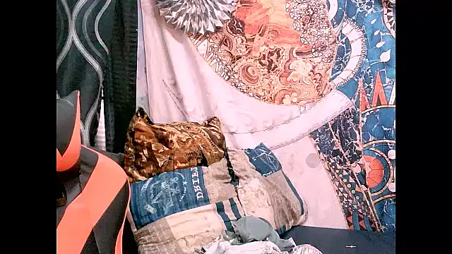 Snapshot of Harl3ysugar4u chatting on 03-10-25, 12:06 Harl3ysugar4u online show from 03-10-25, 12:06